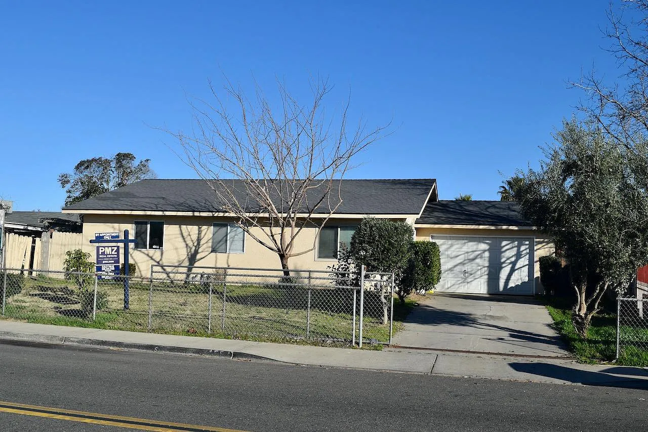 4551 Anna Ave photo 1