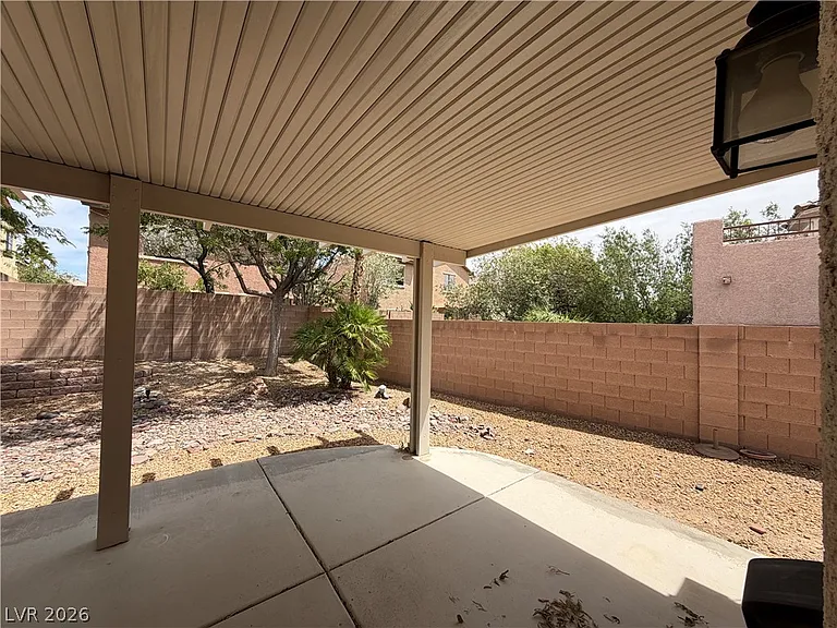 11240 Playa Bonita Ave — Photo 22