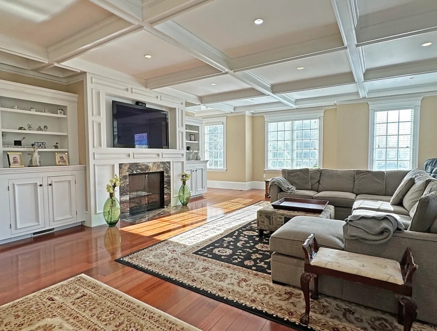 Entire house Luxury Available September — Photo 2
