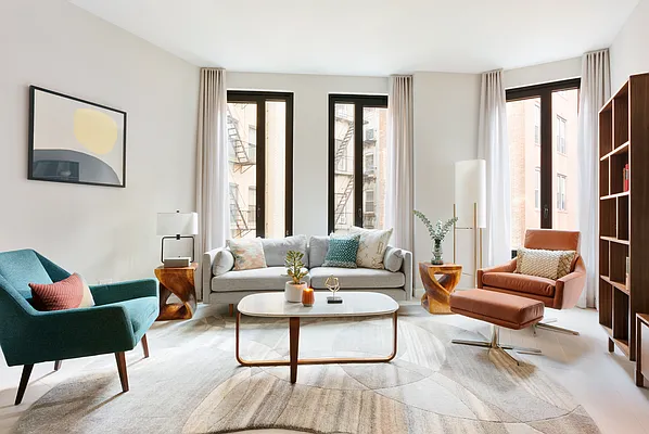 Sold by Douglas Elliman | media 21