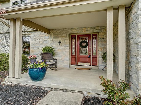 2nd image of 8541 Davington Dr