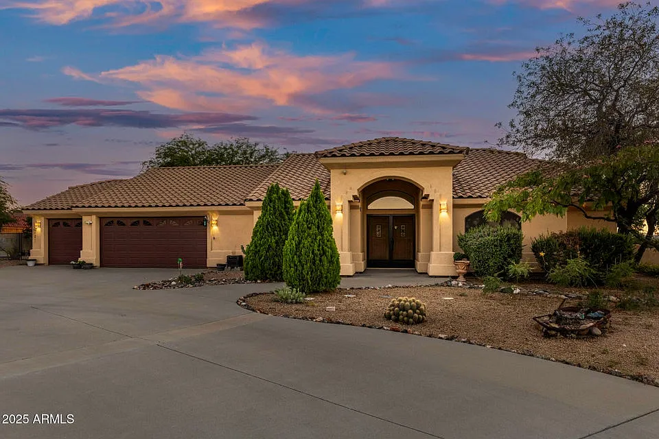 35665 S Caballero Dr
