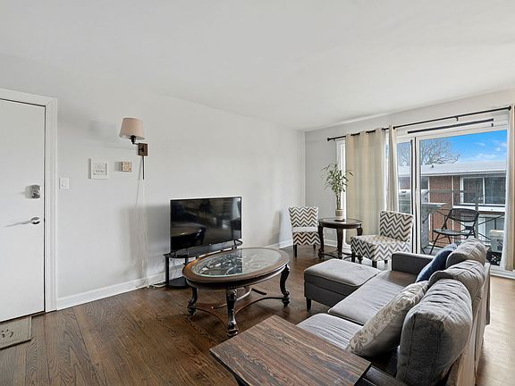 4th image of 10111 Old Orchard Ct Unit 304