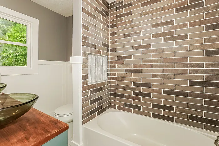 121 Westmoreland Ter — Photo 14