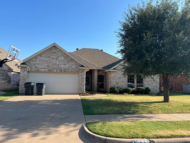 5633 Ross Creek Ln — Photo 1