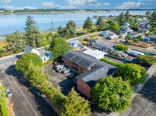460 S Marple St, Coos Bay, OR
