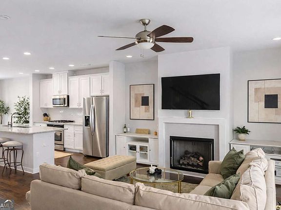 4th image of 2170 Wiggins Walk