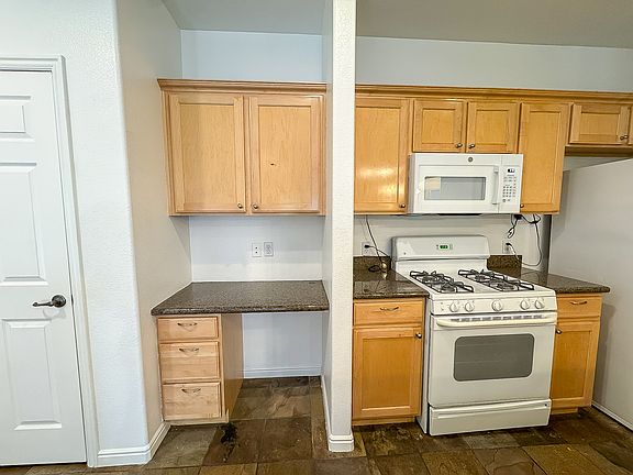 2nd image of 1552 W 110 N