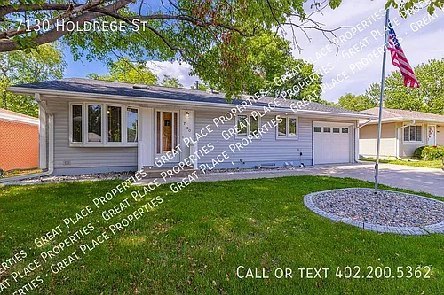 7130 Holdrege St Photo 1