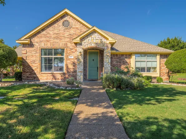 907 Cresthill Dr #39, Cedar Hill, TX 75104