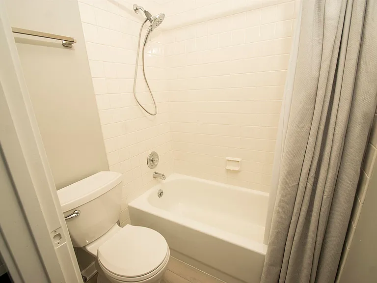 113 W Wayne St #404 — Photo 20