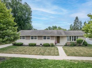 119 Lynn Dr, Appleton, WI 54915
