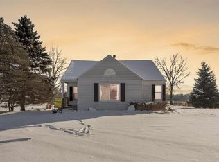 9863 Upton Rd, Laingsburg, MI 48848