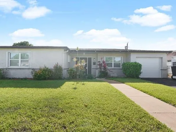 4325 NW 36th Way, Lauderdale Lakes, FL 33309
