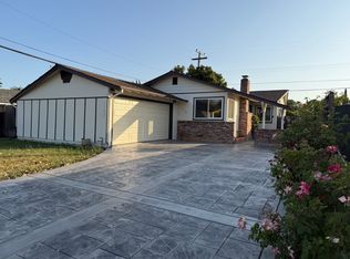 2142 Francis Ave, Santa Clara, CA 95051