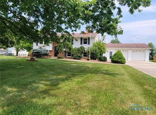 25410 Fostoria Rd, Genoa, OH 43430