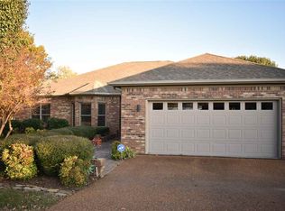 2166 Aztec Dr, Dyersburg, TN 38024