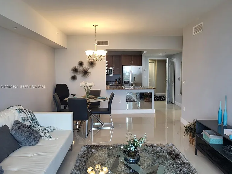350 N Federal Hwy #1402 — Photo 2