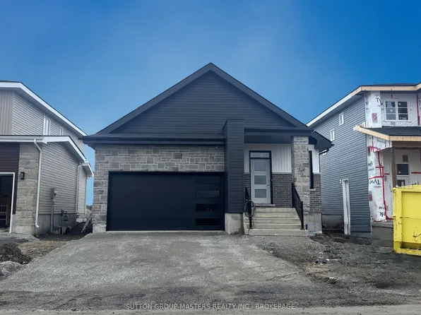 251 Pratt Dr, Loyalist, ON K7N 0B1