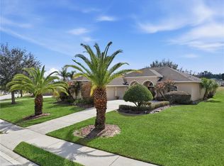 13642 Thoroughbred Dr, Dade City, FL 33525