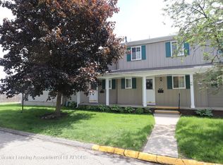 1615 Peppertree Ln, Lansing, MI 48912