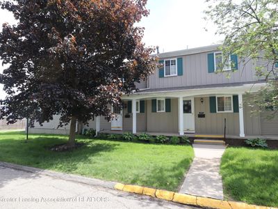 1615 Peppertree Ln, Lansing, MI, 48912