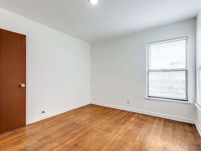 142 Helena St — Photo 19