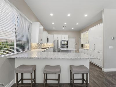 2752 Glen Port St, Las Vegas, NV, 89135
