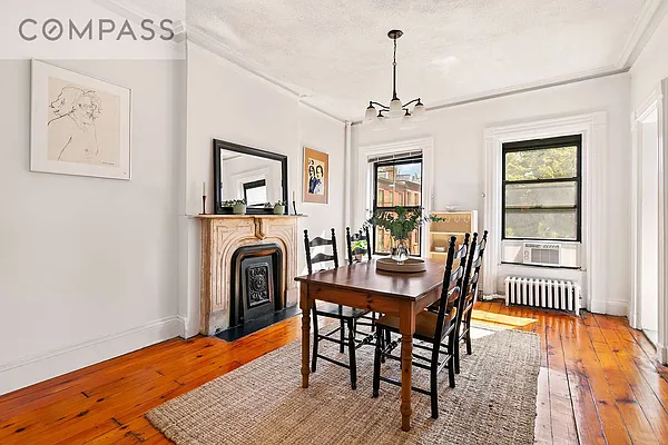 Rented by Compass | media 7