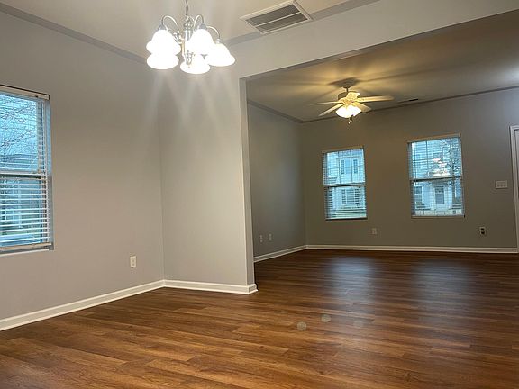 Dinning area and Family room