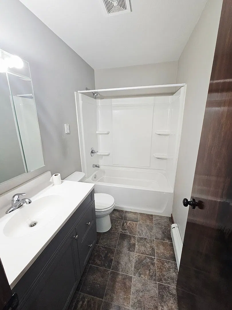 121 W Interstate Ave — Photo 3