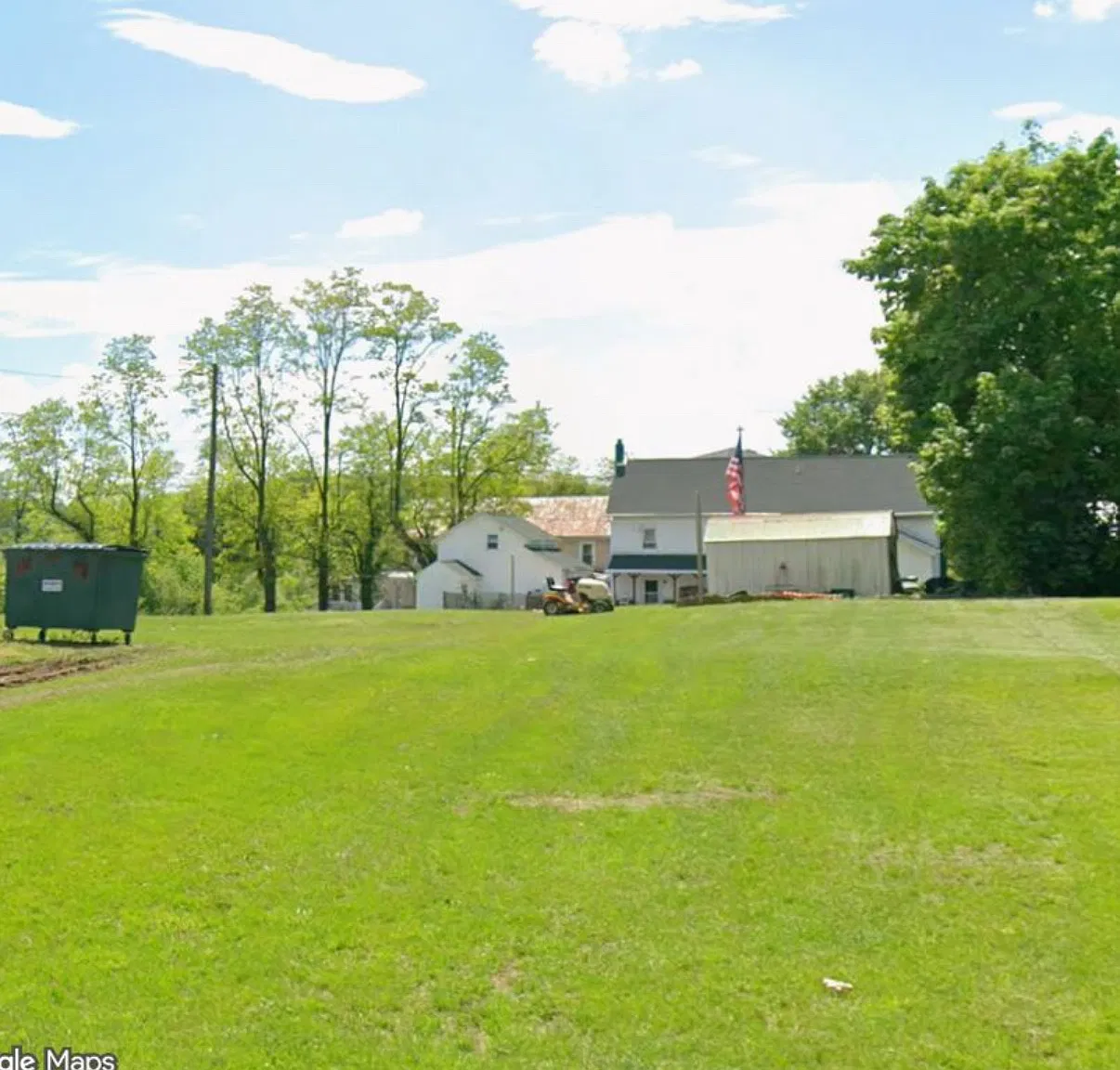 2 bed, 1000 sqft, $1,600 — Photo 3