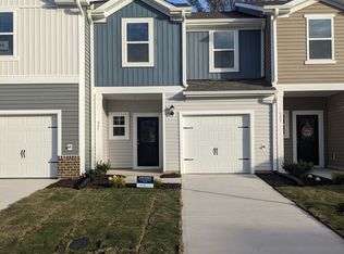 627 Rolling Fields Dr, Graham, NC 27253