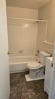 Lakewood Apartments — Photo 14
