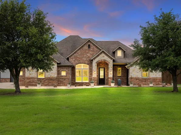 5009 Red Oak Dr, Royse City, TX 75189