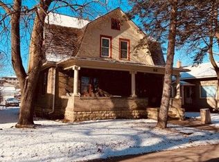 521 11th St N, La Crosse, WI 54601