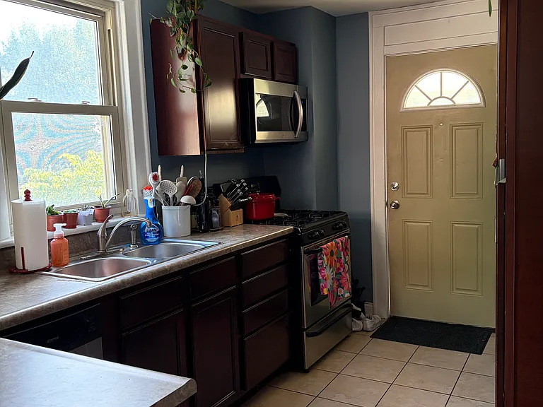 1211 Harrison Ave #2 — Photo 11