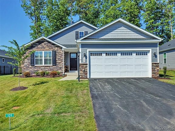 2nd image of 109 Park Dr
