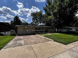 1712 Hudson Rd, Saint Louis, MO 63136