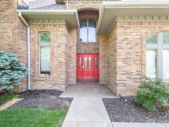 2nd image of 4901 Oakview Dr