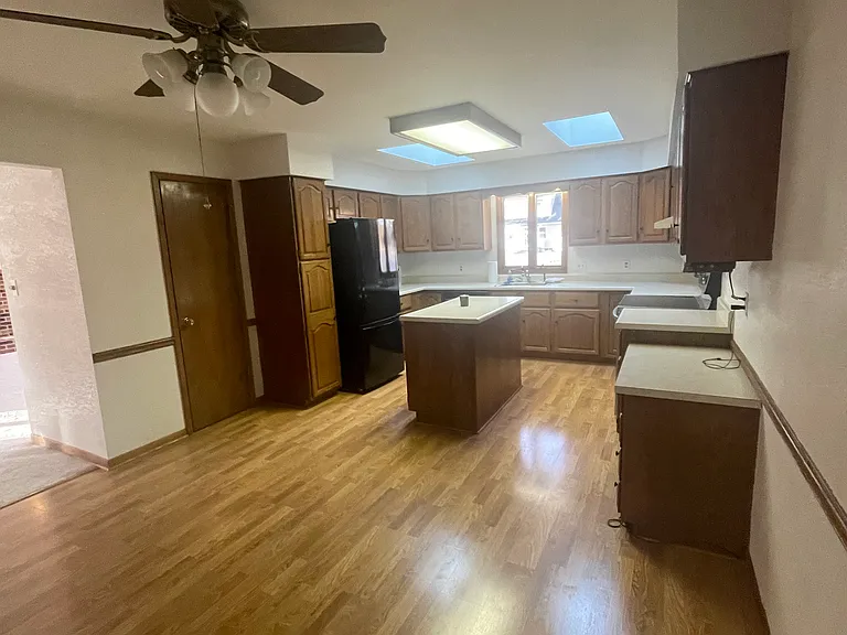 5612 Grand Ave — Photo 11