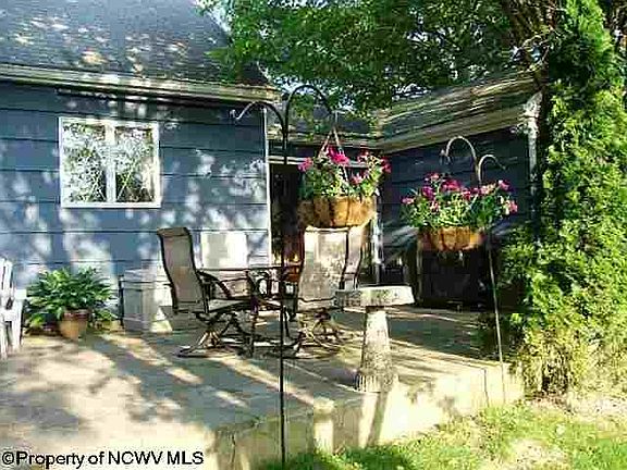4th image of 465 Civitan St