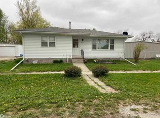 404 4th St, Elliott, IA 51532