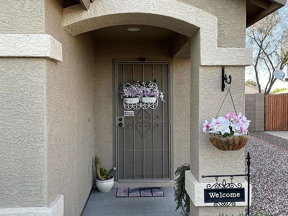 3rd image of 14948 W Maui Ln