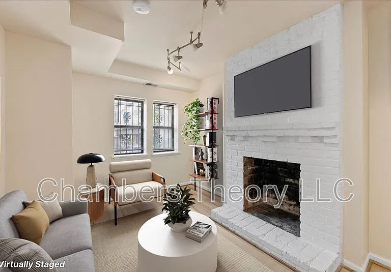 533 Florida Ave NW #2 — Photo 1