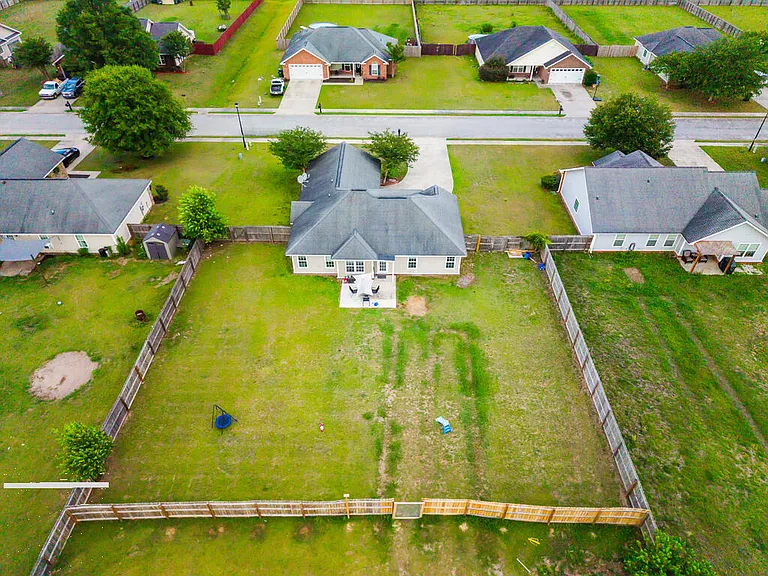 162 NE Mancey Garrason Loop — Photo 3