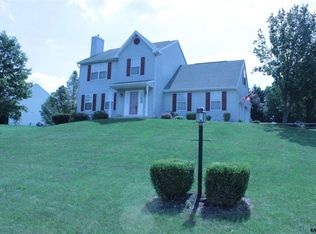 224 Cool Spring Ln, Stewartstown, PA 17363