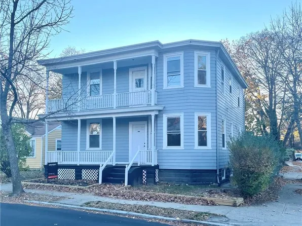 486 Sharon St, Providence, RI 02908