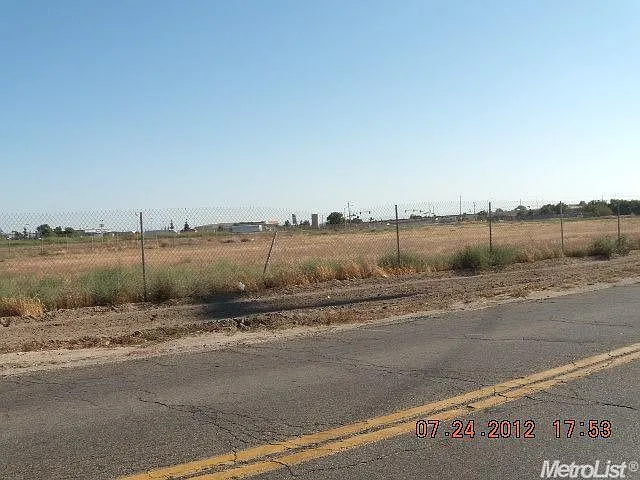 5036 Nunes Rd photo 1