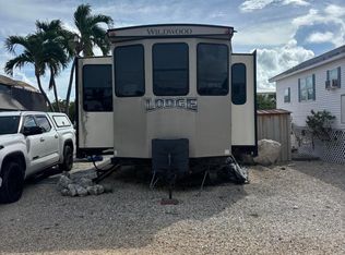 36 E 2nd St, Key Largo, FL 33037